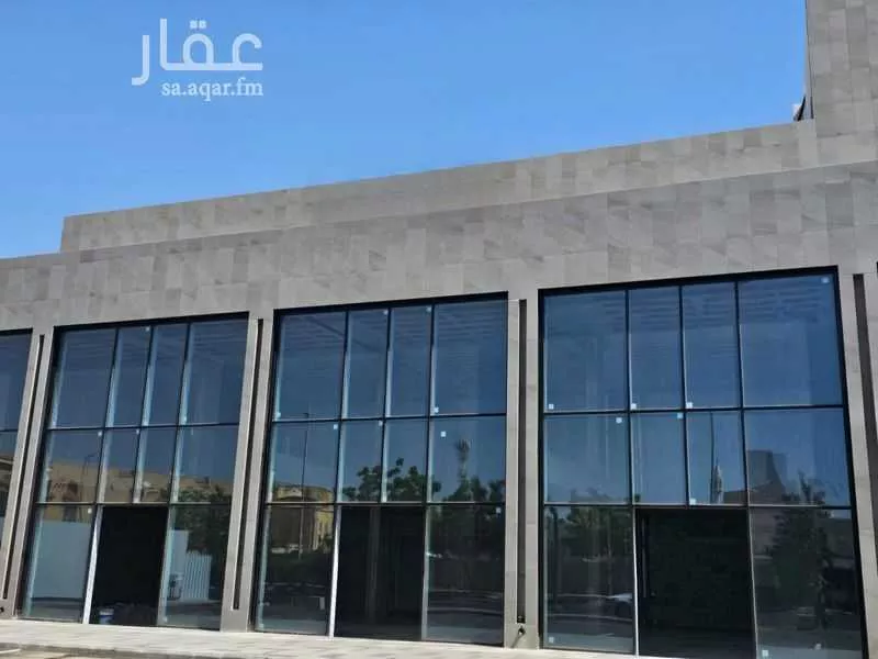 محل للإيجار في شارع حراء, حي الشاطئ, مدينة جدة, منطقة مكة المكرمة 1 صورة