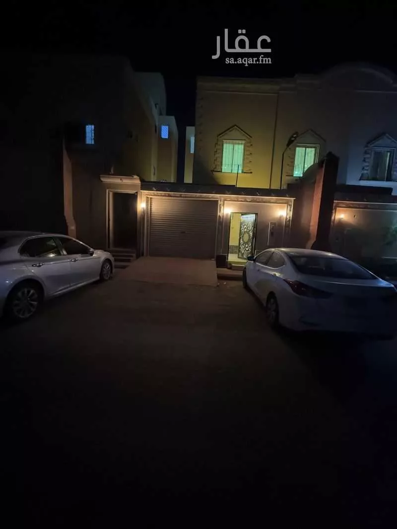 فيلا للبيع في شارع رقم 92, حي ظهرة لبن, مدينة الرياض, منطقة الرياض 1 صورة