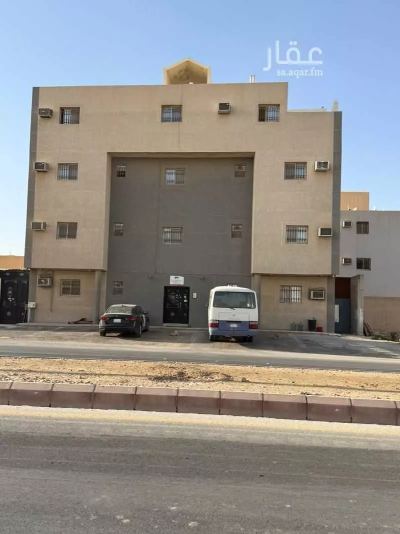 عمارة للإيجار في شارع جبل البويب, حي ظهرة لبن, مدينة الرياض, منطقة الرياض 1 صورة