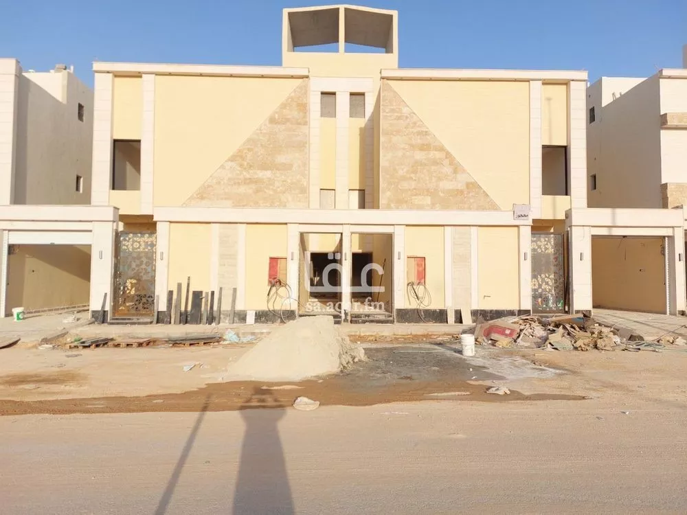 فيلا للبيع في شارع عبيدالله الهذلي, حي عكاظ, مدينة الرياض, منطقة الرياض 1 صورة
