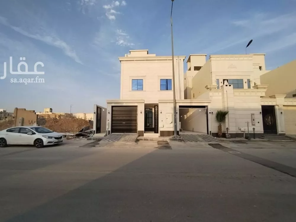 دور للبيع في شارع أبي جعفر بن عبدالملك, حي العريجاء الغربي, مدينة الرياض, منطقة الرياض 1 صورة