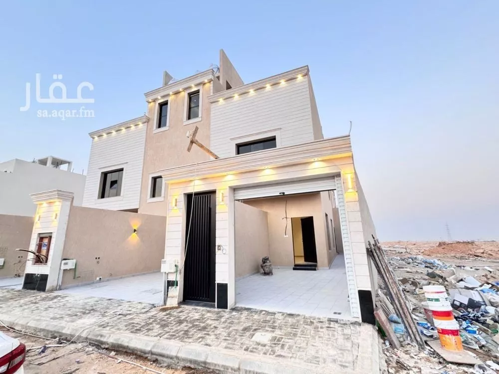 دور للبيع في شارع عبيدالله الهذلي, حي عكاظ, مدينة الرياض, منطقة الرياض 1 صورة