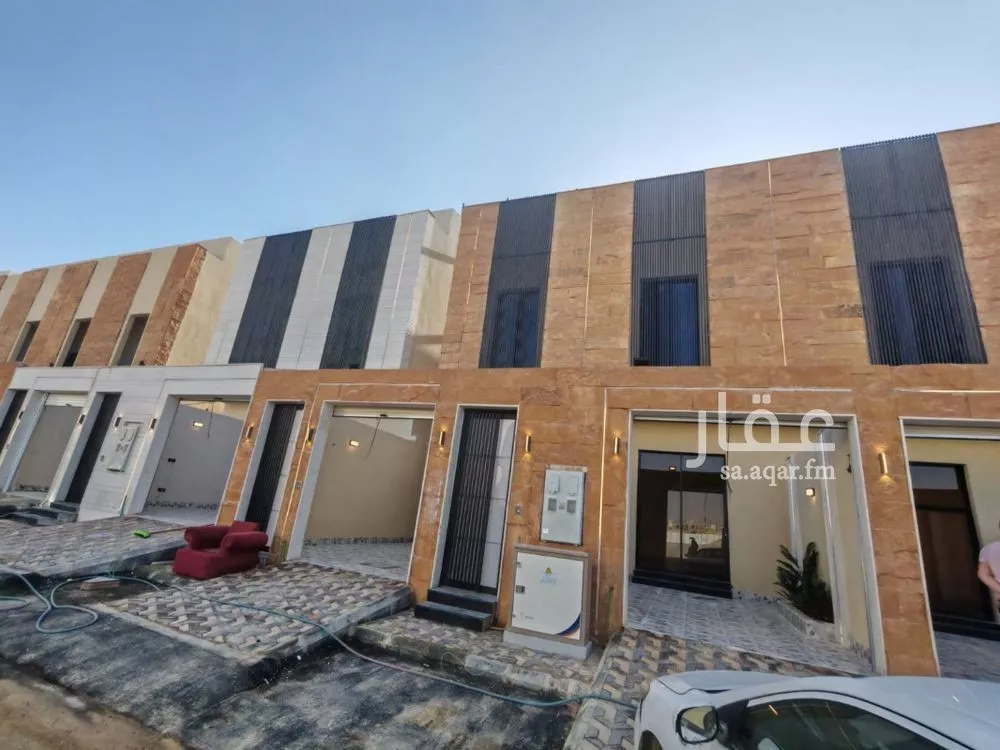 فيلا للبيع في شارع عبدالعزيز الدراوردي, حي طويق, مدينة الرياض, منطقة الرياض 1 صورة