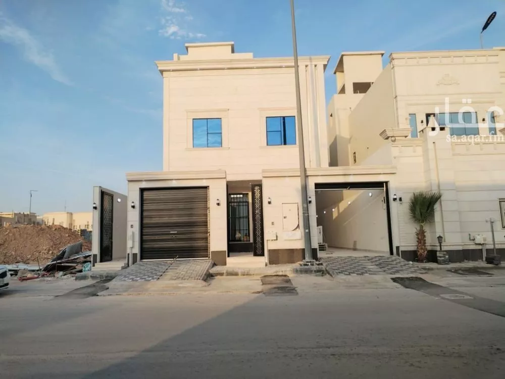 دور للبيع في شارع صلالة, حي العريجاء الغربي, مدينة الرياض, منطقة الرياض 1 صورة