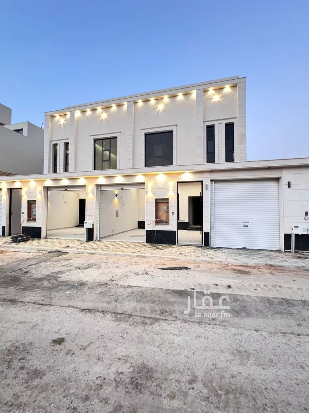 فيلا للبيع في شارع عبيدالله الهذلي, حي عكاظ, مدينة الرياض, منطقة الرياض 1 صورة