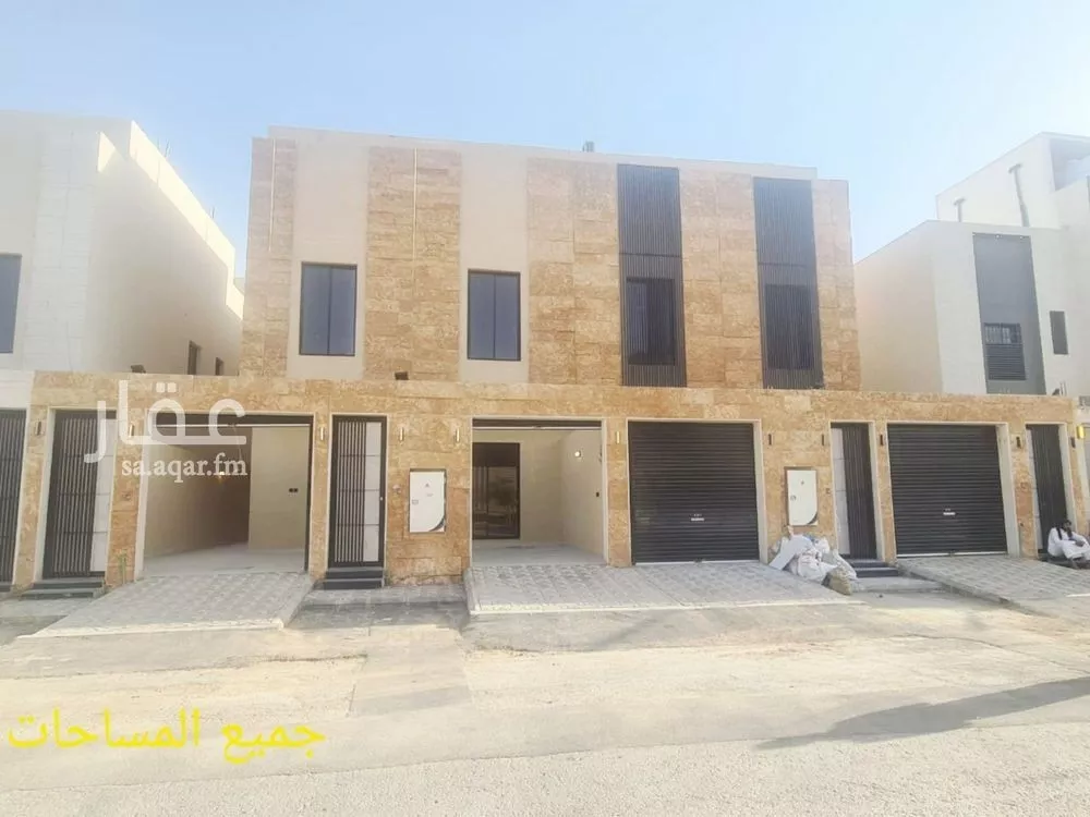 دور للبيع في شارع عبدالله الدارمي, حي عكاظ, مدينة الرياض, منطقة الرياض 1 صورة