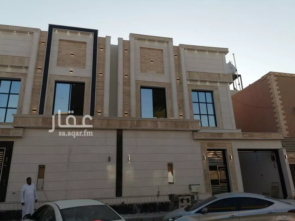 فيلا للبيع في شارع البحيرات, حي العريجاء الغربي, مدينة الرياض, منطقة الرياض 1 صورة