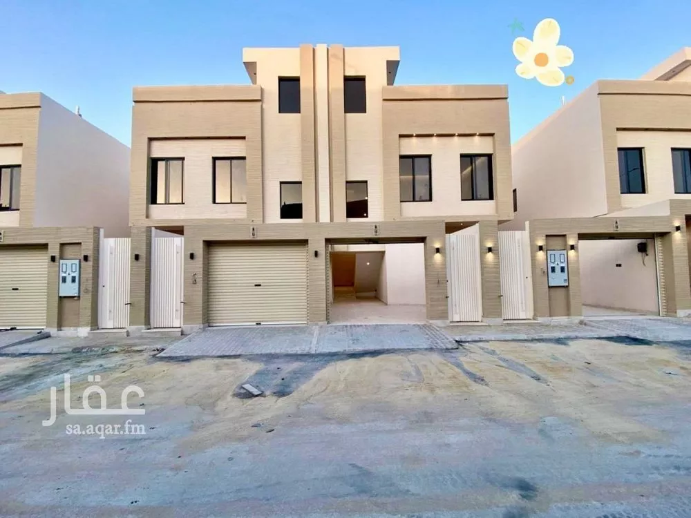 دور للبيع في شارع فخر الدين الرازي, حي عكاظ, مدينة الرياض, منطقة الرياض 1 صورة
