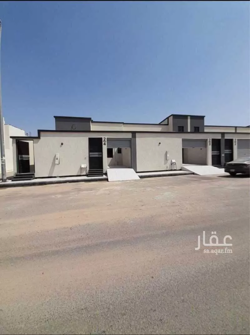 فيلا للبيع في شارع عمرو ابن جرهم, حي السكب, مدينة المدينه المنوره, منطقة المدينة المنورة 1 صورة