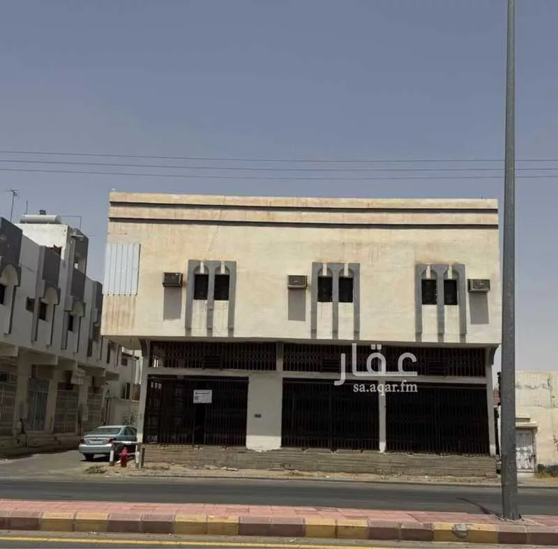 عمارة للبيع في شارع الملك عبدالعزيز, حي نمران, مدينة بيشه, منطقة عسير 1 صورة