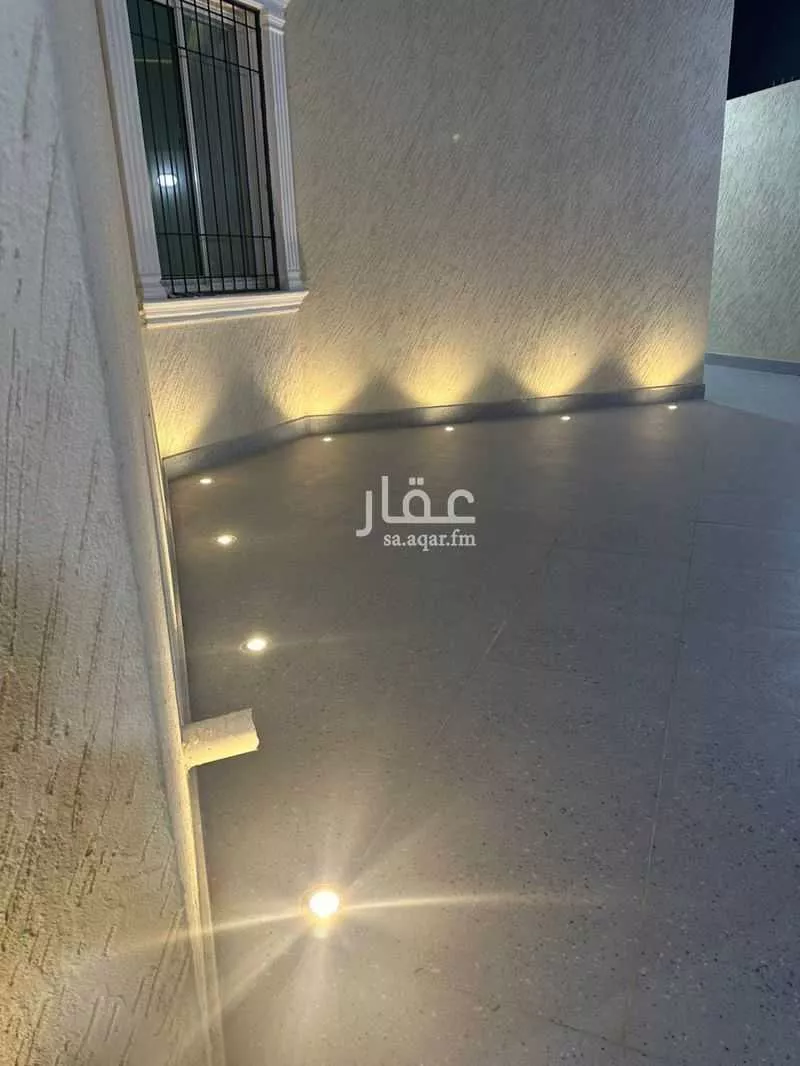 فيلا للبيع في شارع اليرموك 73, حي اليرموك, مدينة حفر الباطن, المنطقة الشرقية 1 صورة