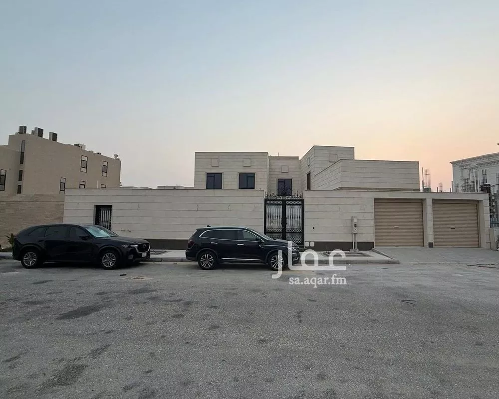 فيلا للبيع في شارع الاحرار, حي البحر, مدينة الخبر, المنطقة الشرقية 1 صورة