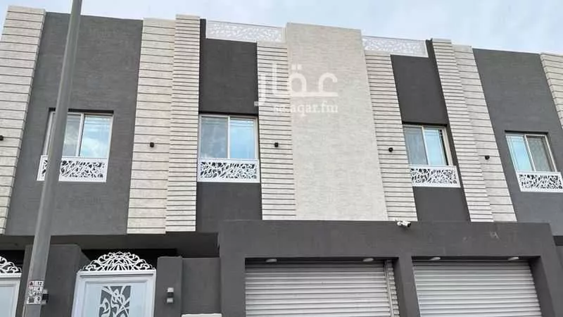 فيلا للبيع في شارع قيس بن الملوح, حي الراكة الشمالية, مدينة الدمام, المنطقة الشرقية 1 صورة