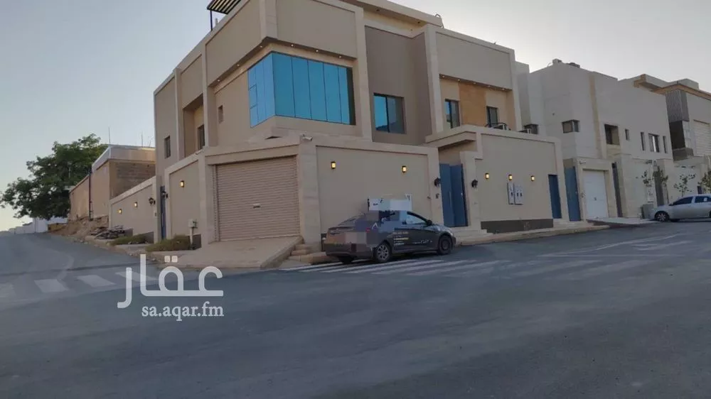 فيلا للبيع في شارع محمد بن سحنون, حي القيروان, مدينة الرياض, منطقة الرياض 1 صورة