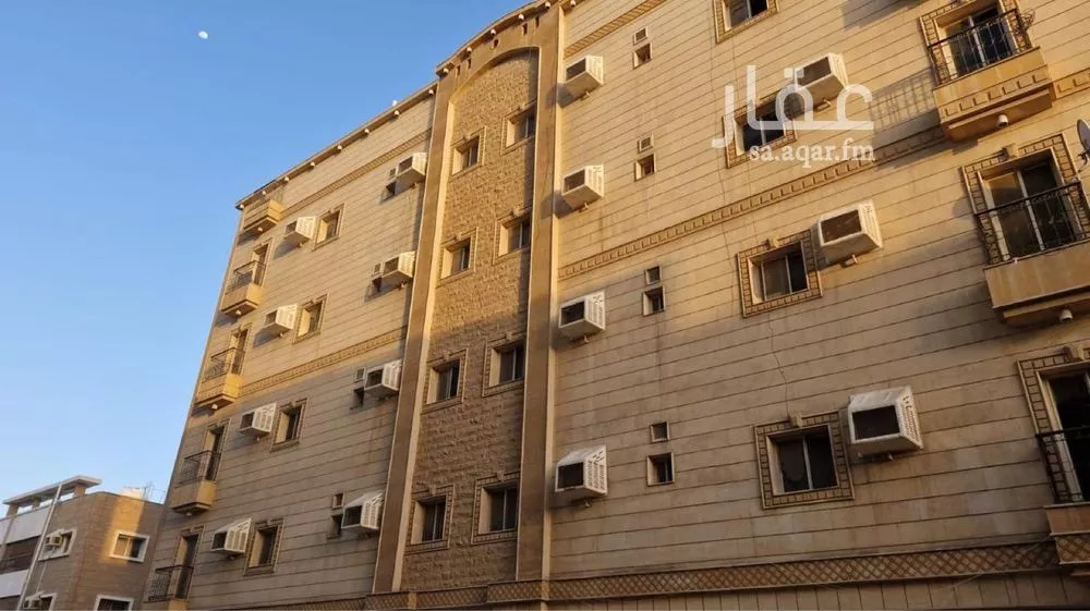 عمارة للبيع في شارع عبدالحميد عطيه, حي مشرفة, مدينة جدة, منطقة مكة المكرمة 1 صورة