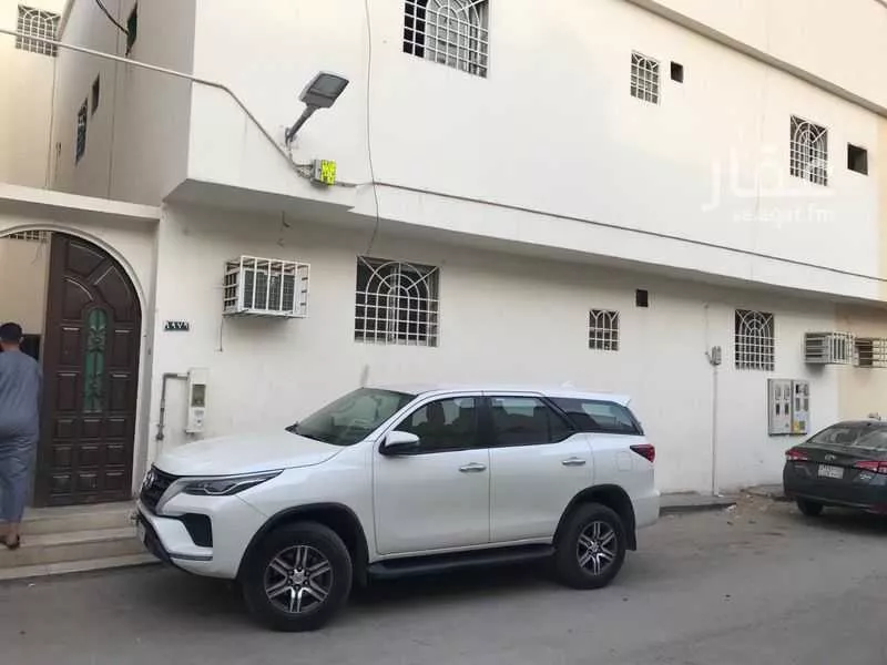 عمارة للإيجار في حي اليمامة, مدينة الرياض, منطقة الرياض 1 صورة