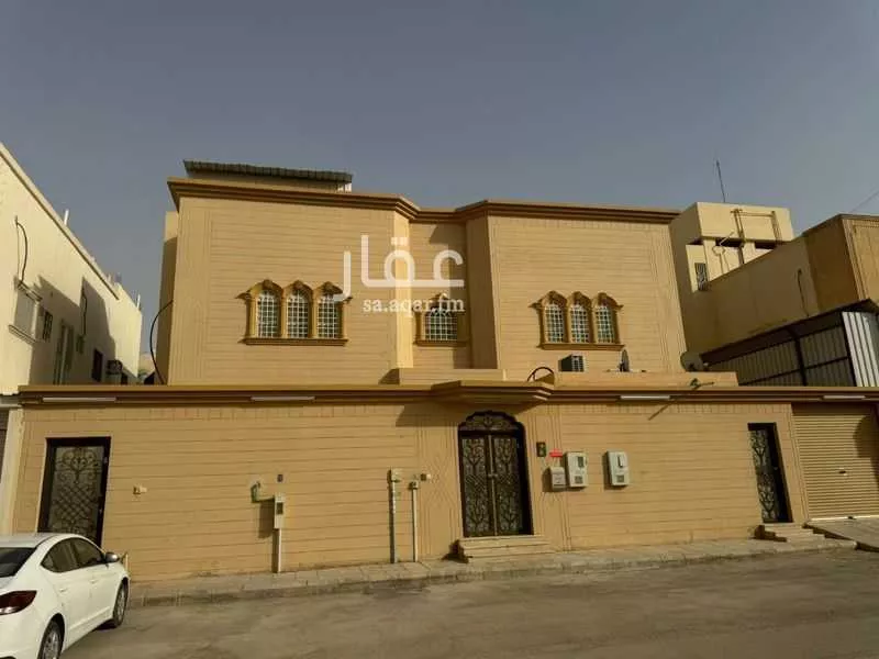 فيلا للبيع في شارع الذهيبات, حي العزيزية, مدينة الرياض, منطقة الرياض 1 صورة