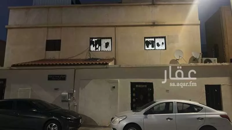 فيلا للبيع في شارع أبي يوسف بن مبارك ، حي الربوة ، الرياض ، منطقة الرياض 1 صورة