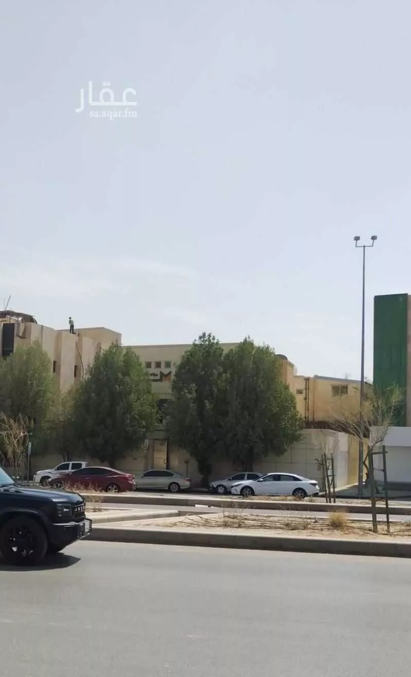 عمارة للإيجار في شارع الملك عبدالعزيز ابن عبدالرحمن سعود, حي السليمانية, مدينة الرياض, منطقة الرياض 1 صورة