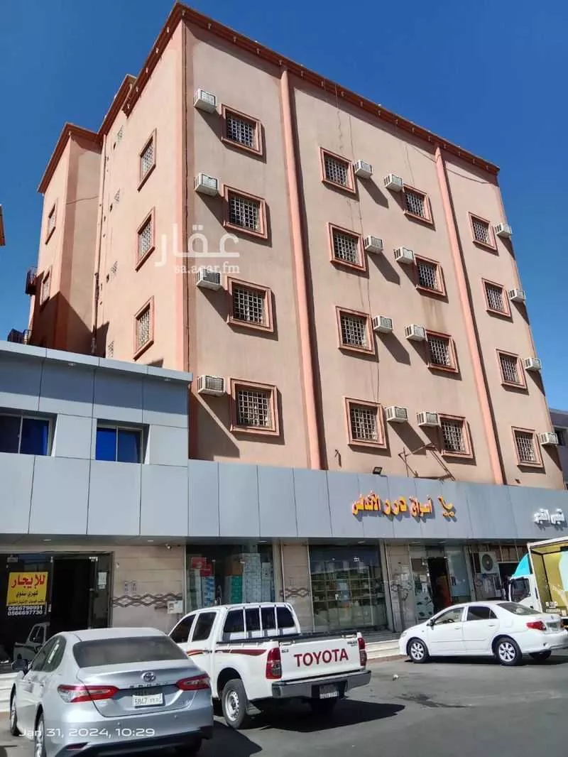 عمارة للإيجار في شارع الخليج 35, حي الخليج, مدينة احد رفيده, منطقة عسير 1 صورة