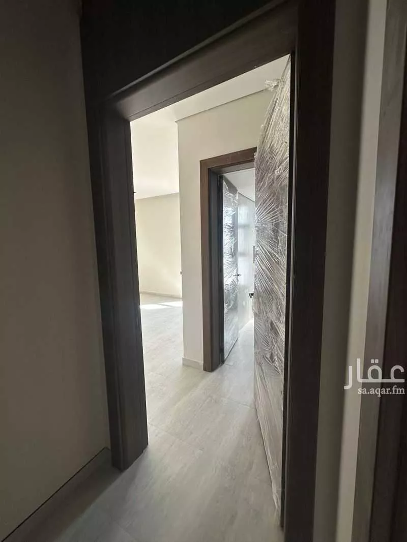 دور للبيع في شارع محسن باروم, حي العارض, مدينة الرياض, منطقة الرياض 1 صورة