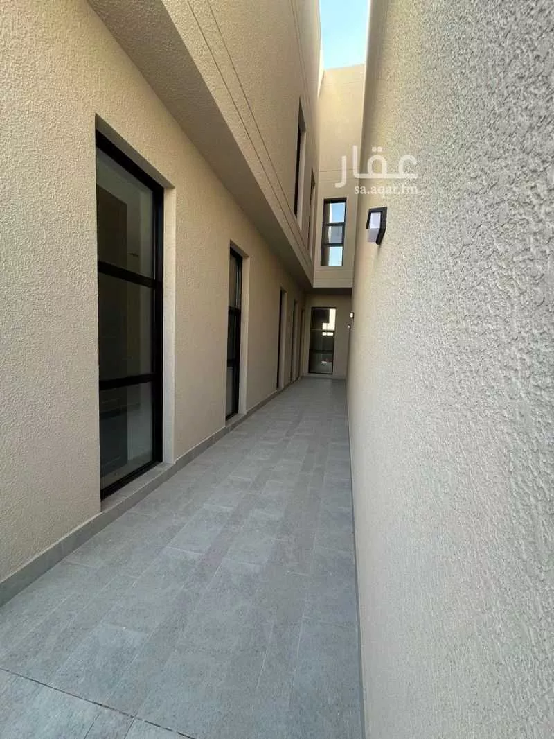 دور للبيع في شارع محسن باروم, حي العارض, مدينة الرياض, منطقة الرياض 1 صورة