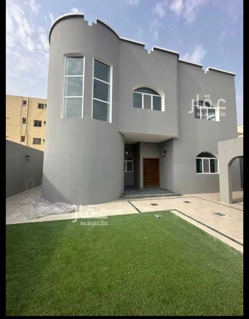 فيلا للبيع في حي المريكبات, مدينة الدمام, المنطقة الشرقية 1 صورة