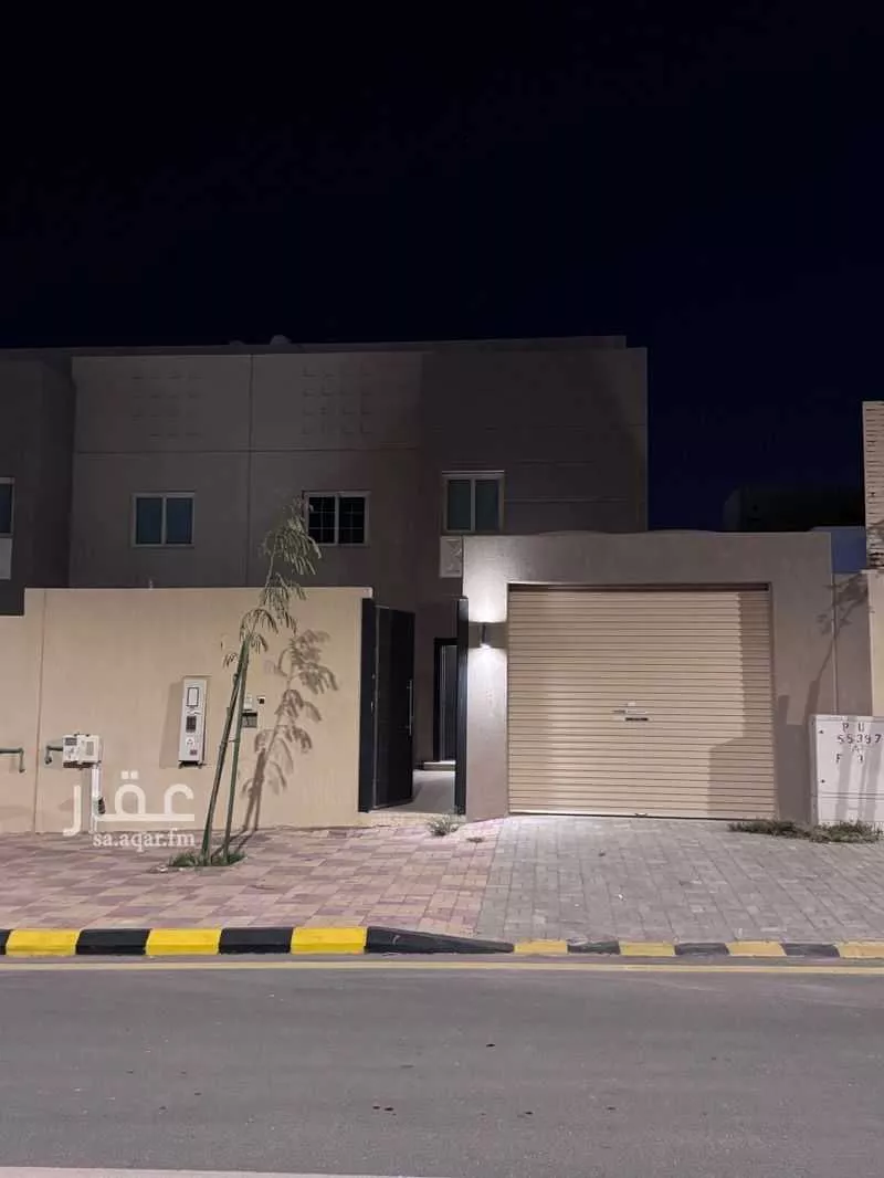 فيلا للإيجار في شارع علي بن عمر الحمامي, حي مطار الملك خالد الدولي, مدينة الرياض, منطقة الرياض 1 صورة