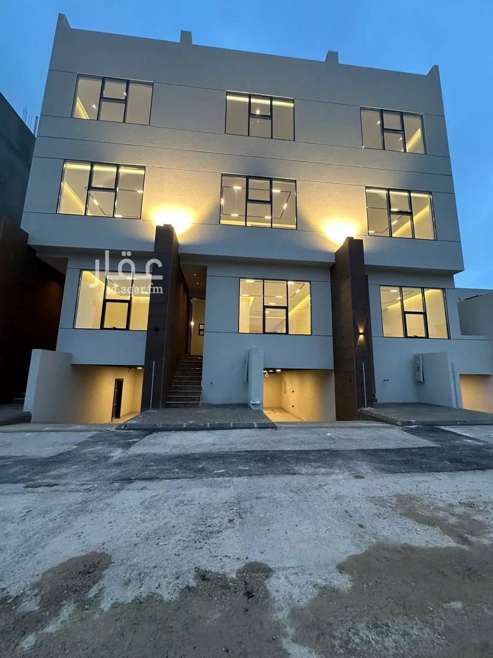 فيلا للبيع في شارع  شهيد الدين ثم الوطن عبدالله عبدالرحمن المنصور, حي المهدية, مدينة الرياض, منطقة الرياض 1 صورة