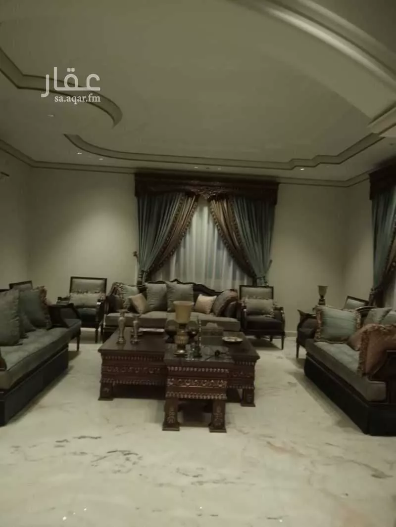 فيلا للإيجار في شارع حمد بن بسام, حي الحمراء, مدينة الرياض, منطقة الرياض 1 صورة