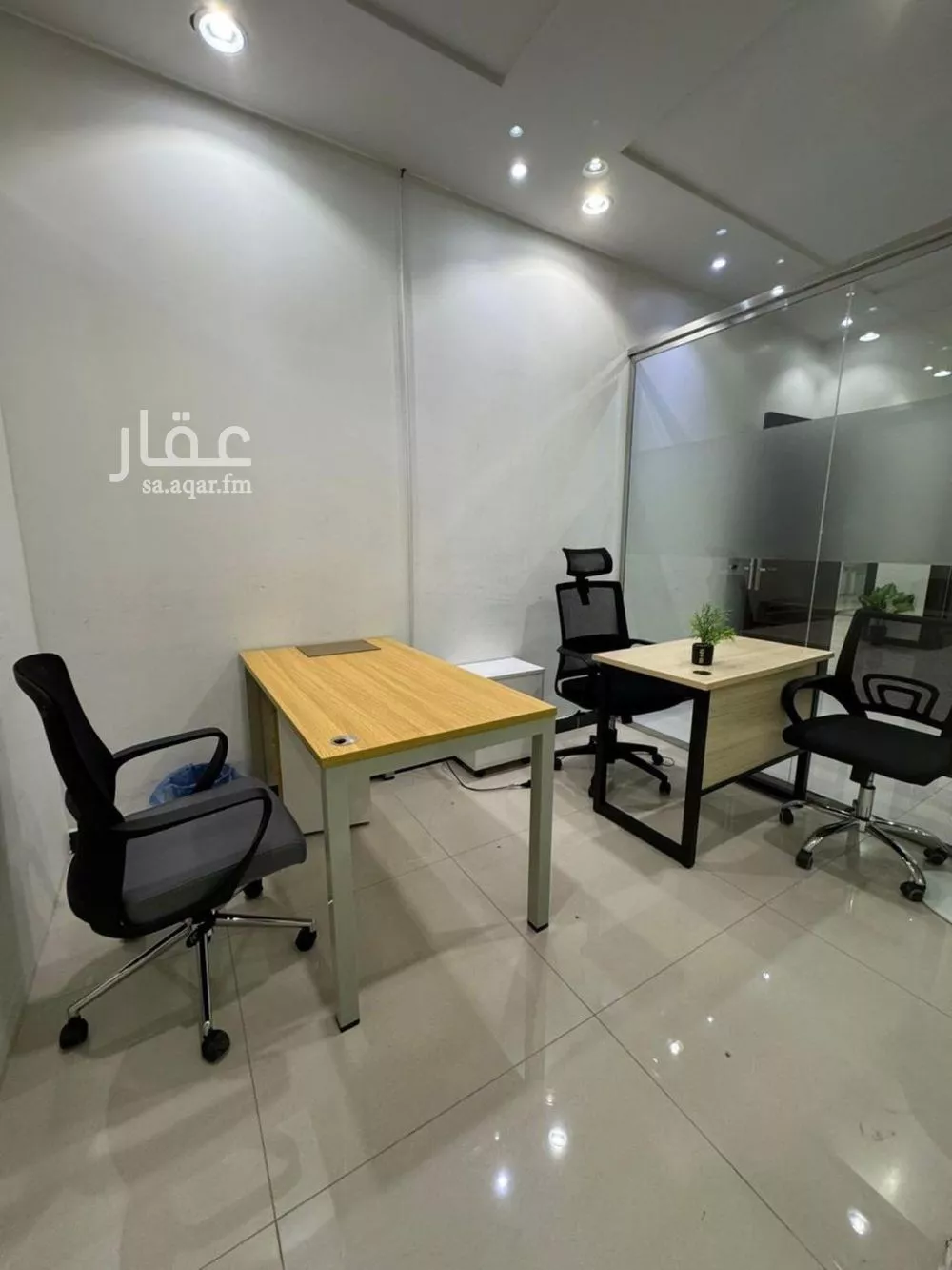 مكتب تجاري للإيجار في شارع الملك عبدالعزيز ابن عبدالرحمن سعود الفرعي, حي العارض, مدينة الرياض, منطقة الرياض 1 صورة