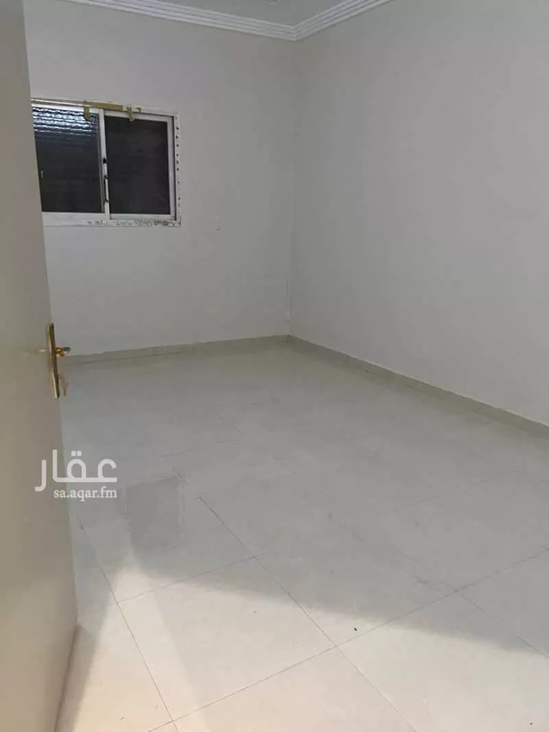 دور للإيجار في شارع الامام مسلم, حي بدر, مدينة الرياض, منطقة الرياض 1 صورة