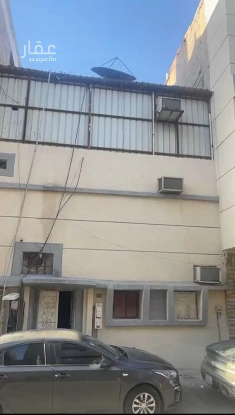 عمارة للبيع في شارع الصفاصيف, حي الوزارات, مدينة الرياض, منطقة الرياض 1 صورة