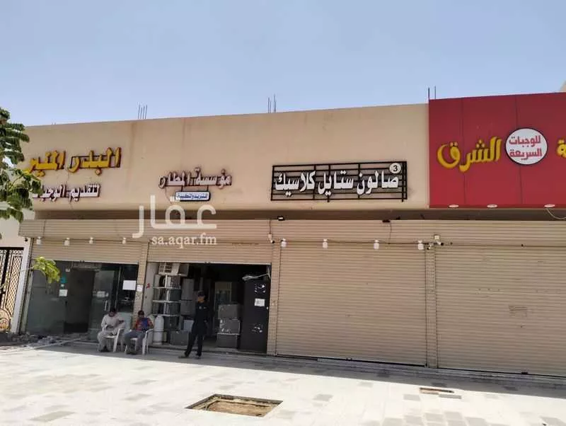 أرض للإيجار في شارع رافع ابن خديج, حي العاقول, مدينة المدينه المنوره, منطقة المدينة المنورة 1 صورة