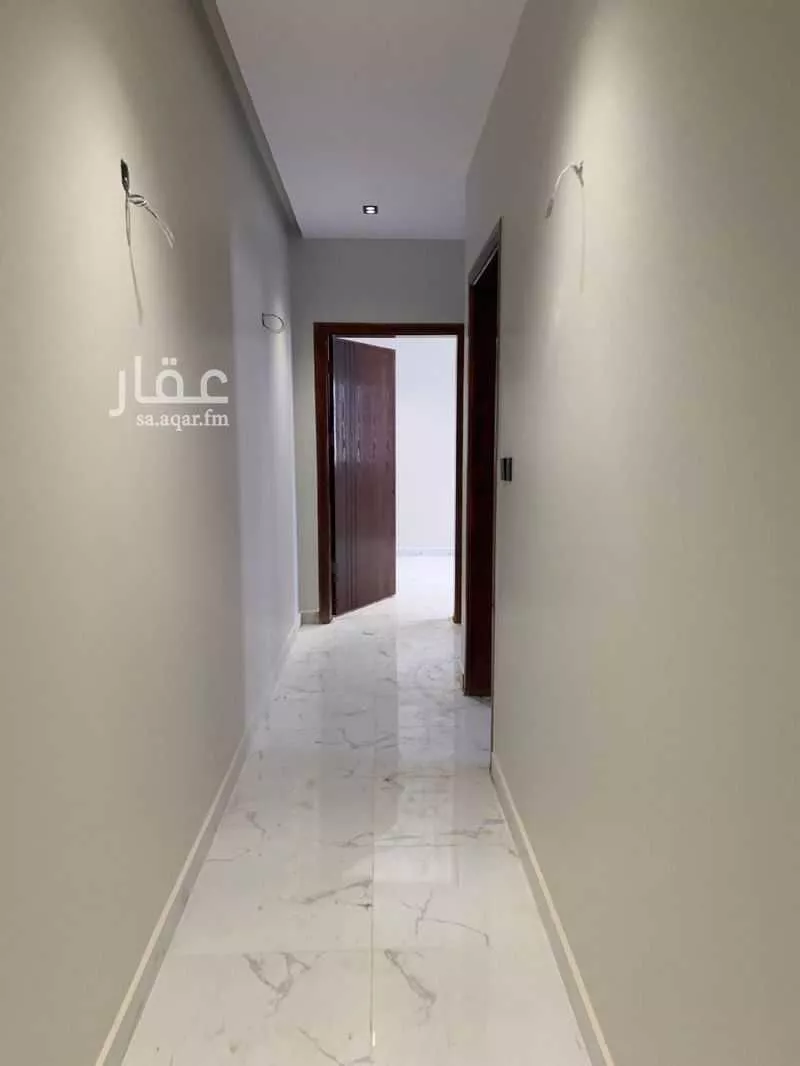 شقة للإيجار في شارع علي بن أبي طالب ، حي المحاش ، العلا ، العلا 1 صورة