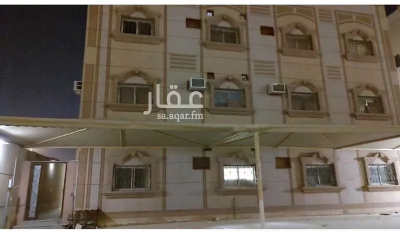 عمارة للبيع في طريق العقير ، حي الملك فهد ، الهفوف‎ ، الاحساء 1 صورة