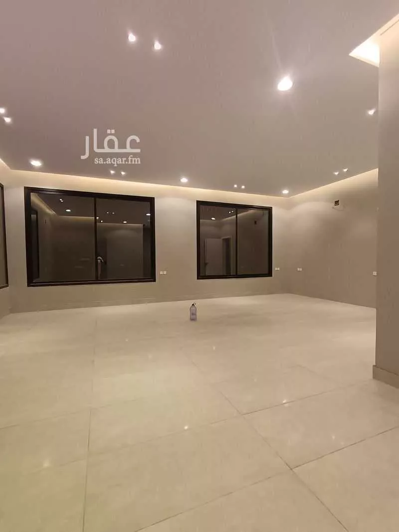 فيلا للإيجار في شارع ابن الخليفة, حي الصفاء, مدينة الرياض, منطقة الرياض 1 صورة