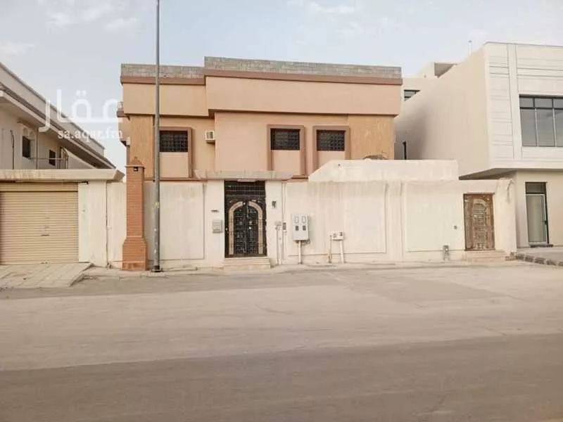 فيلا للبيع في شارع الطويلة, حي الملك فيصل, مدينة الرياض, منطقة الرياض 1 صورة