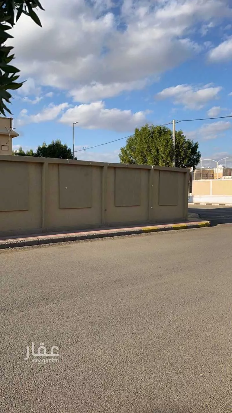 أرض للبيع في شارع شارع البلدية, حي الديرة, مدينة البكيريه, منطقة القصيم 1 صورة