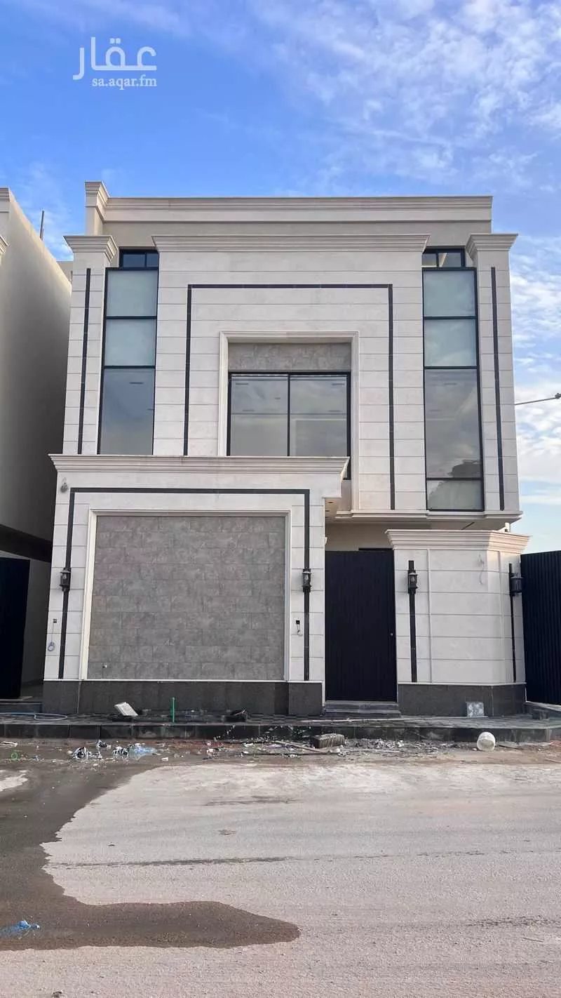 فيلا للبيع في شارع صالح النوفلي, حي الرمال, مدينة الرياض, منطقة الرياض 1 صورة