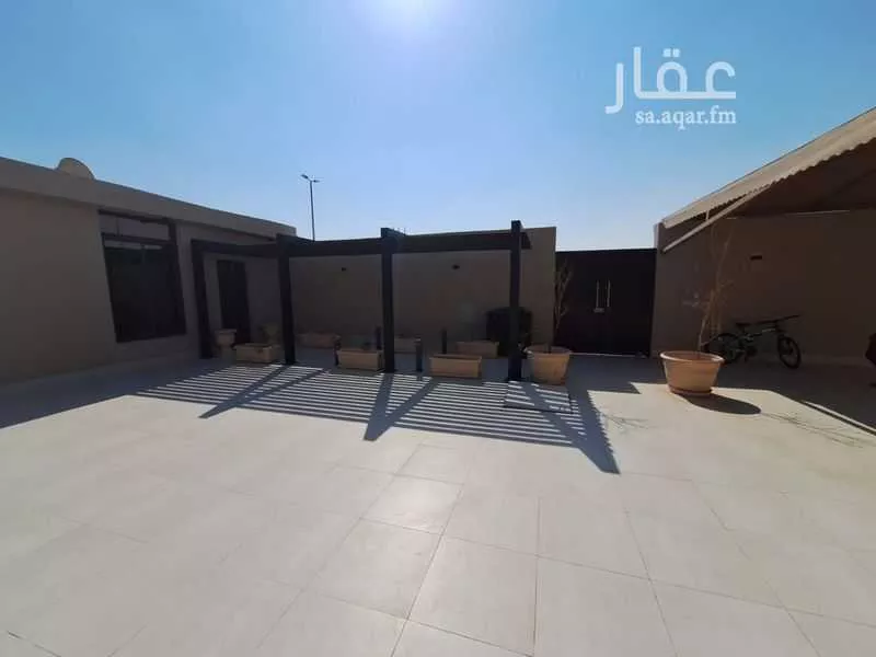 فيلا للبيع في شارع 5792876, حي صلاصل, مدينة بقيق, المنطقة الشرقية 1 صورة