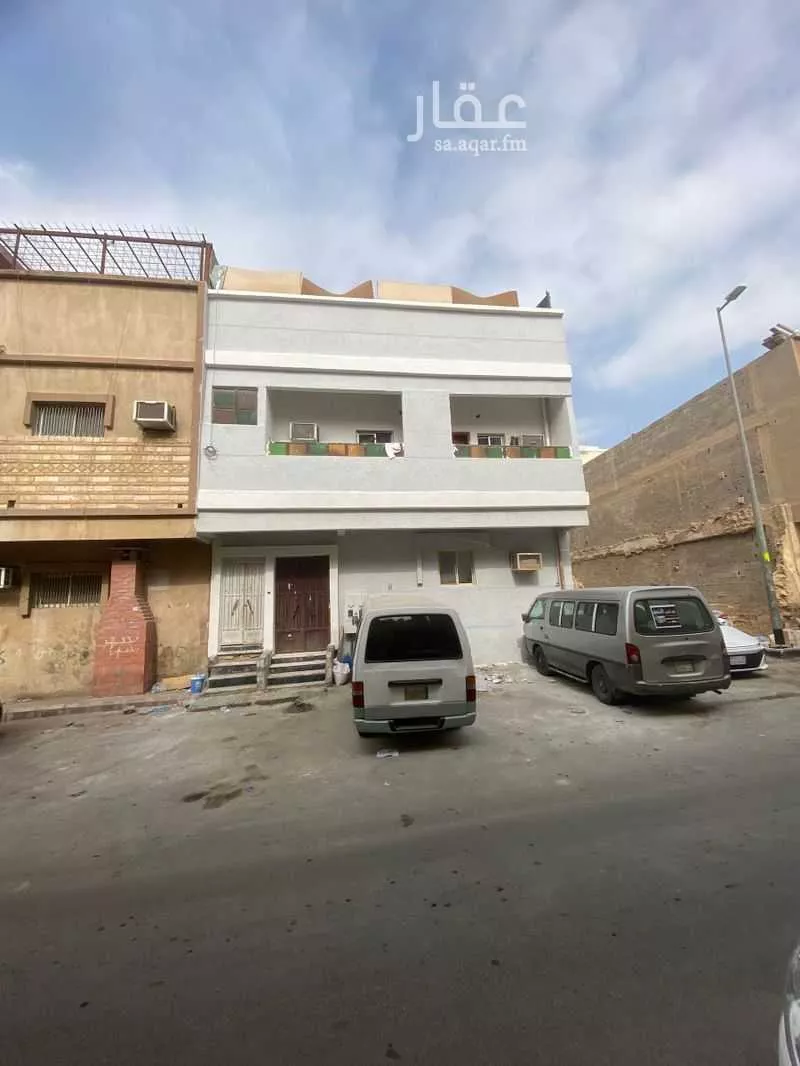 عمارة للبيع في شارع البواردي, حي اليمامة, مدينة الرياض, منطقة الرياض 1 صورة