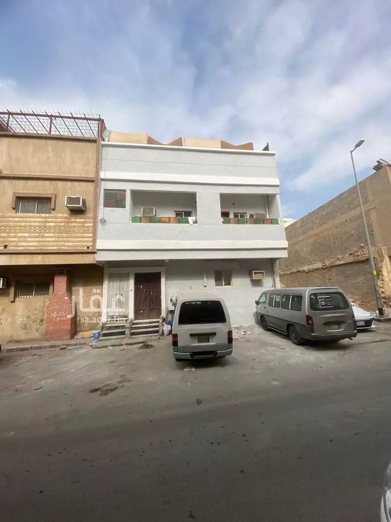 عمارة للبيع في شارع البواردي, حي اليمامة, مدينة الرياض, منطقة الرياض 1 صورة