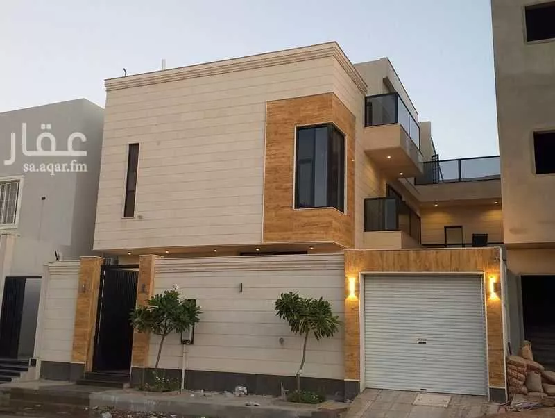 فيلا للبيع في شارع احمد بن يعقوب المصرى, حي نبلاء, مدينة المدينه المنوره, منطقة المدينة المنورة 1 صورة
