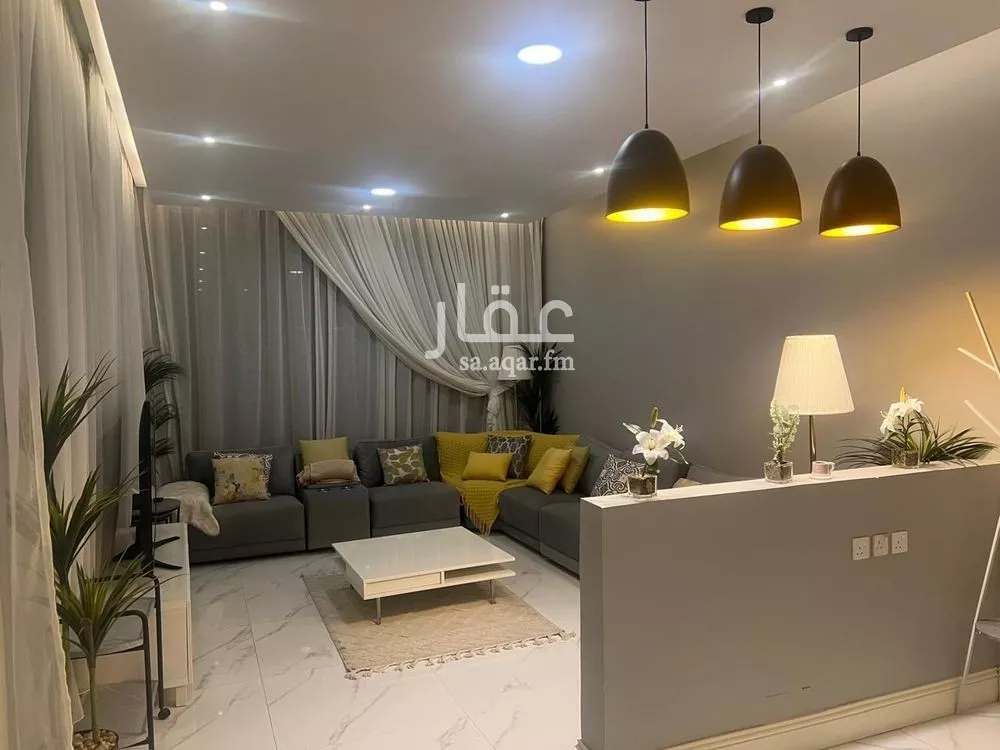 فيلا للبيع في شارع عبدالله بن رشيد, حي الروضة, مدينة الرياض, منطقة الرياض 1 صورة