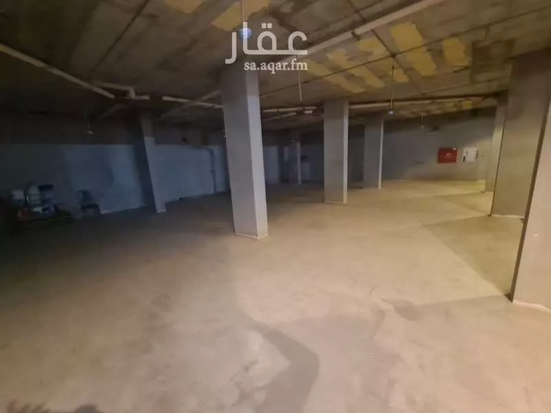 محل للإيجار في شارع البحار, حي الحمراء, مدينة الرياض, منطقة الرياض 1 صورة