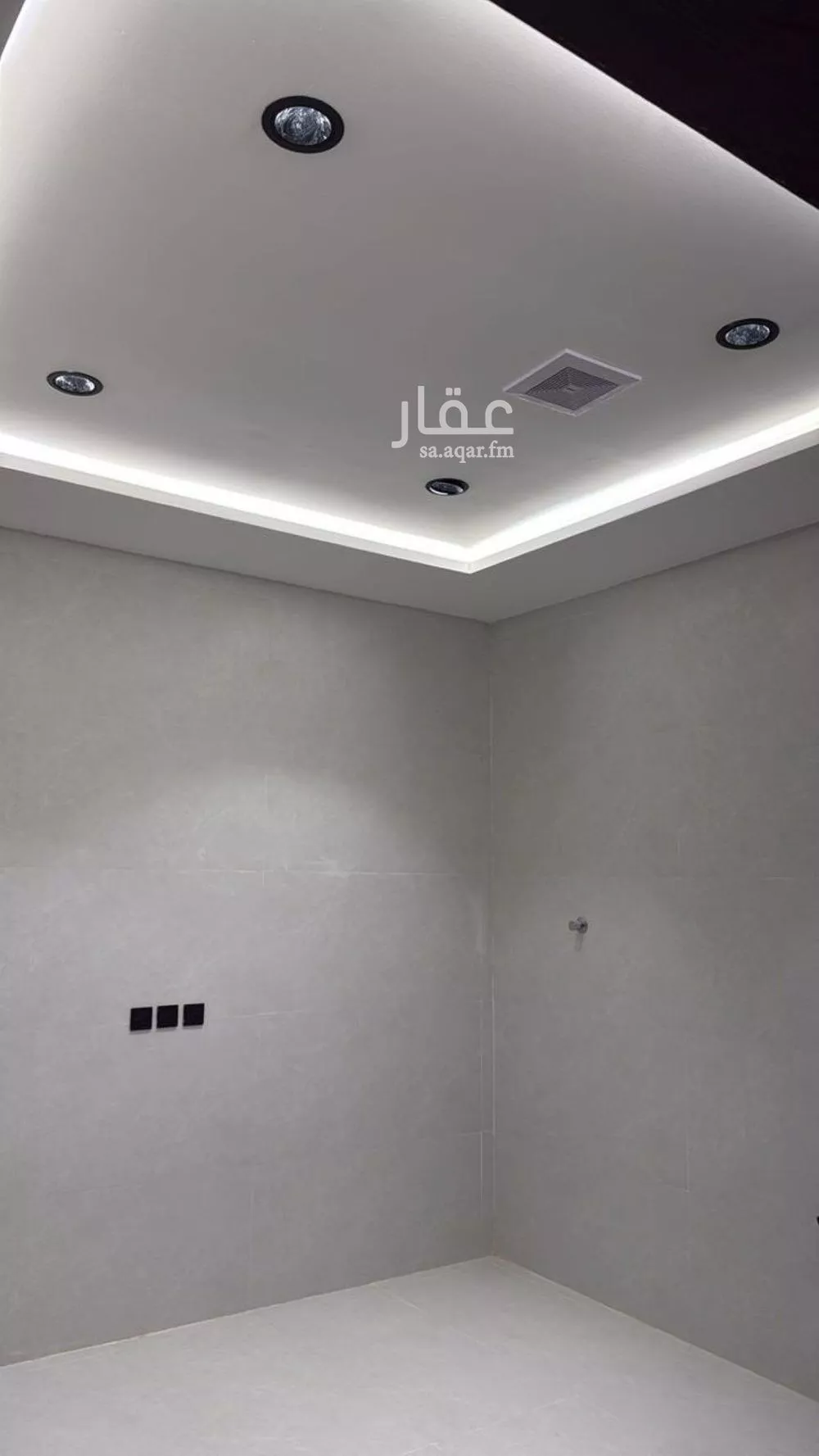 دور للبيع في شارع احمد بن عفيف, حي الجنادرية, مدينة الرياض, منطقة الرياض 1 صورة