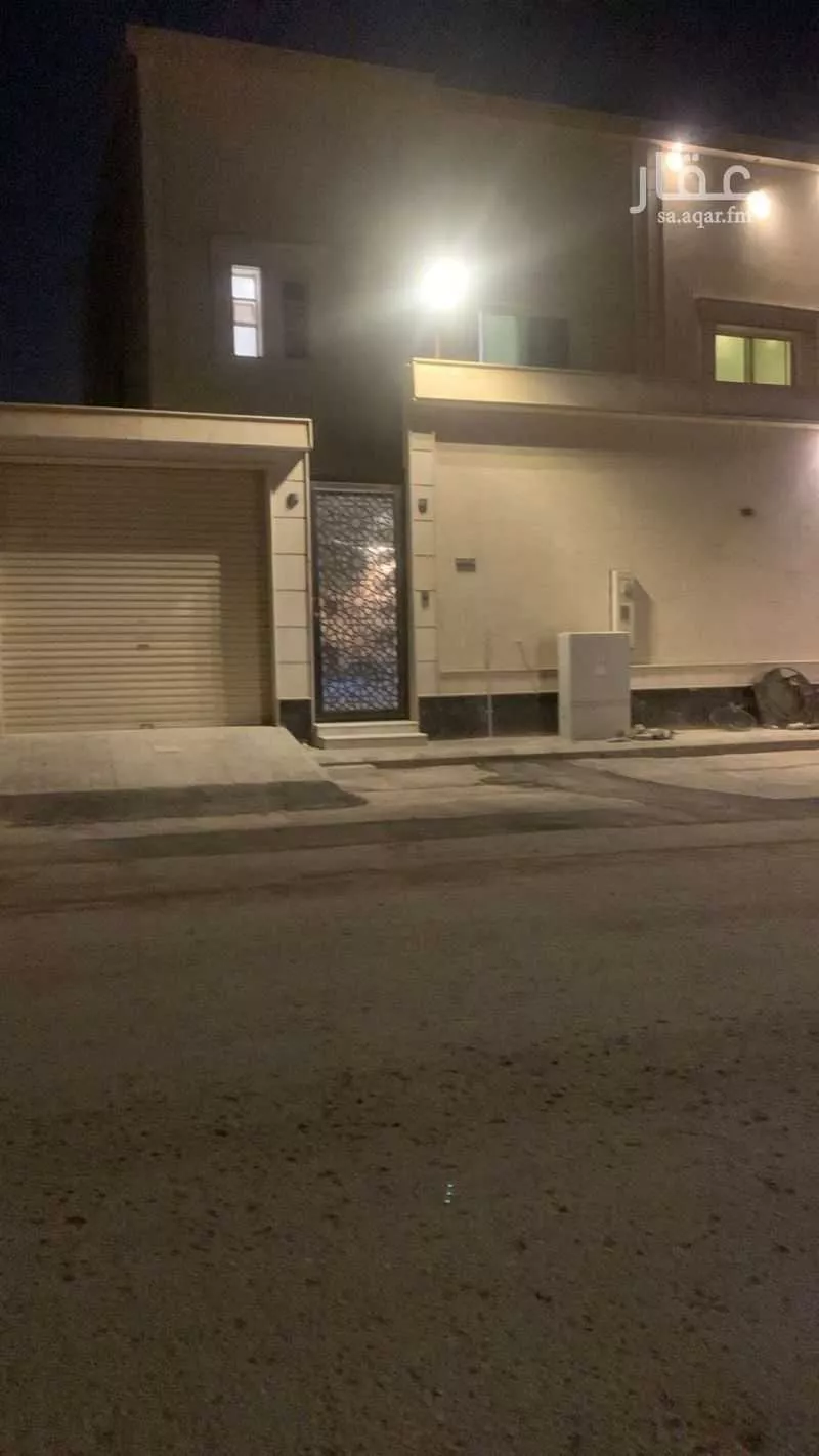 فيلا للبيع في شارع عبدالملك بن العباس ، حي المهدية ، الرياض ، منطقة الرياض 1 صورة