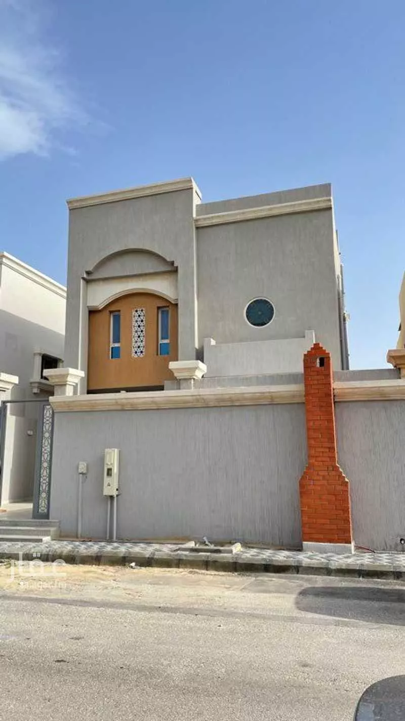 فيلا للبيع في شارع الصياد, حي النزهة, مدينة الدمام, المنطقة الشرقية 1 صورة