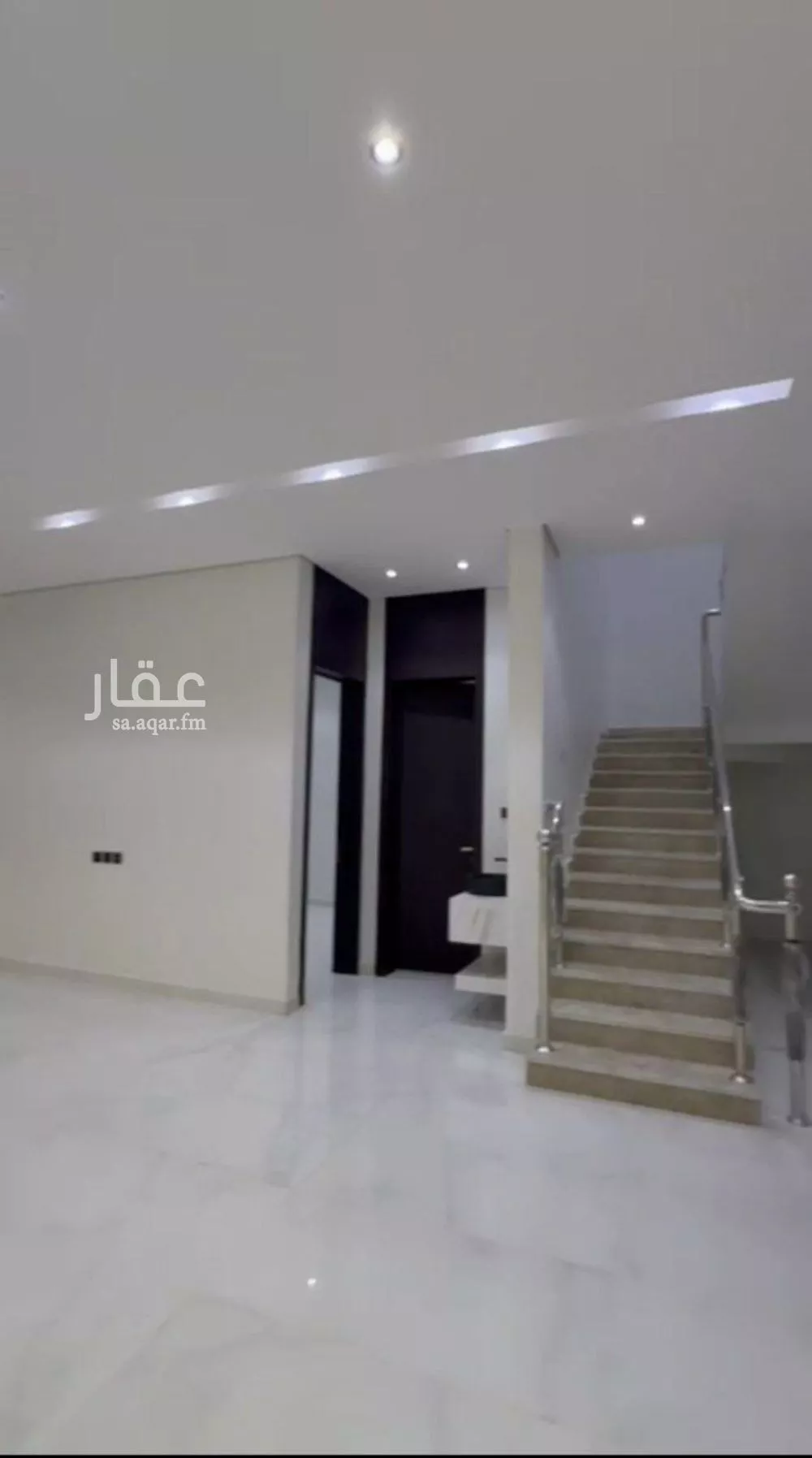 فيلا للبيع في شارع أم العصافير, حي المعيزيلة, مدينة الرياض, منطقة الرياض 1 صورة